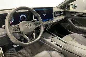 Volkswagen Passat, 2.0, 142 kW, дизель, автомат, полный привод