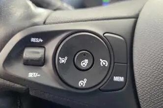 Opel Corsa, elekter, automaat, esivedu