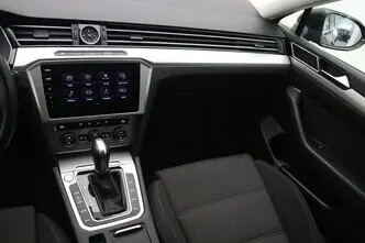 Volkswagen Passat, 2.0, 110 kW, дизель, автомат, передний привод