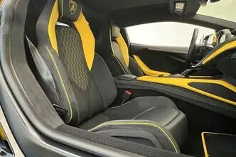 Lamborghini Revuelto, 6.5, 607 kW, hübriid, automaat, nelikvedu