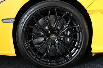 Lamborghini Revuelto, 6.5, 607 kW, hübriid, automaat, nelikvedu