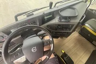 Volvo FH16 750 6X2, 552 kW, diisel, automaat