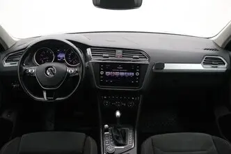 Volkswagen Tiguan, 2.0, 132 kW, бензин, автомат, полный привод