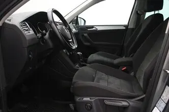 Volkswagen Tiguan, 2.0, 132 kW, бензин, автомат, полный привод