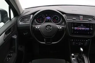 Volkswagen Tiguan, 2.0, 132 kW, бензин, автомат, полный привод