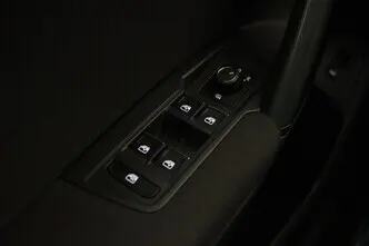 Volkswagen Tiguan, 2.0, 132 kW, бензин, автомат, полный привод