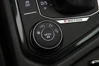 Volkswagen Tiguan, 2.0, 132 kW, бензин, автомат, полный привод