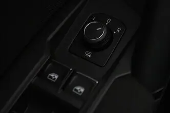 Volkswagen Tiguan, 2.0, 132 kW, бензин, автомат, полный привод