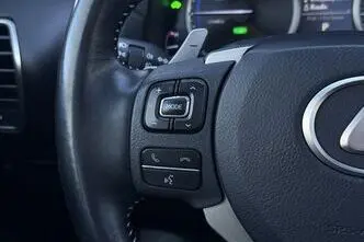 Lexus NX 300h, 2.5, 114 kW, hübriid, automaat, nelikvedu