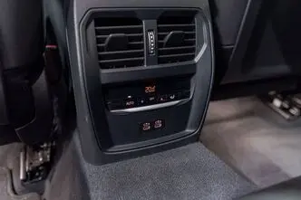 BMW 320, 2.0, hybrid, automatic, four-wheel drive