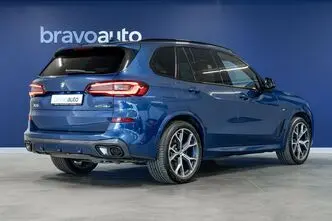 BMW X5, 3.0, 210 kW, plug-in hybrid, automatic, four-wheel drive