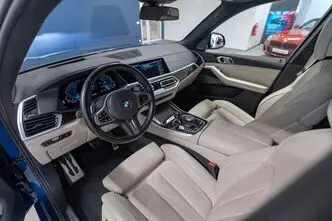 BMW X5, 3.0, 210 kW, plug-in hybrid, automatic, four-wheel drive