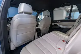 BMW X5, 3.0, 210 kW, plug-in hybrid, automatic, four-wheel drive