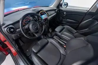 MINI Cooper, 1.5, 100 kW, bensiin, automaat, esivedu