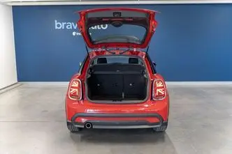 MINI Cooper, 1.5, 100 kW, bensiin, automaat, esivedu