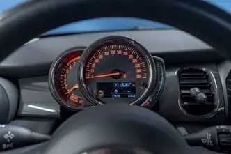 MINI Cooper, 1.5, 100 kW, bensiin, automaat, esivedu