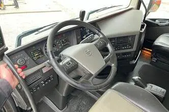 Volvo FH 540 6x4, 405 kW, diesel, automatic