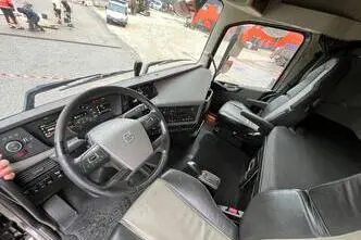 Volvo FH 540 6x4, 405 kW, diesel, automatic