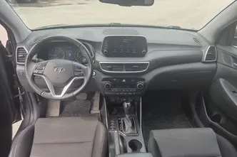 Hyundai Tucson, 1.6, 100 kW, дизель, автомат, полный привод