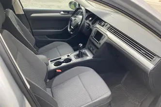 Volkswagen Passat Variant, 1.4, 92 kW, бензин, механическая, передний привод