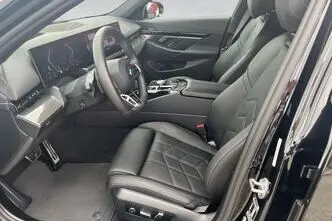 BMW 520, 2.0, 145 kW, гибрид, автомат, полный привод