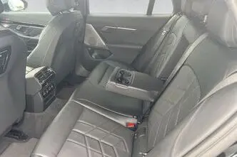BMW 520, 2.0, 145 kW, гибрид, автомат, полный привод