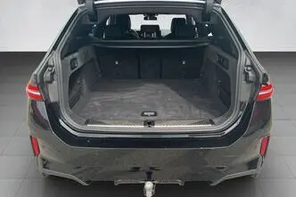 BMW 520, 2.0, 145 kW, гибрид, автомат, полный привод