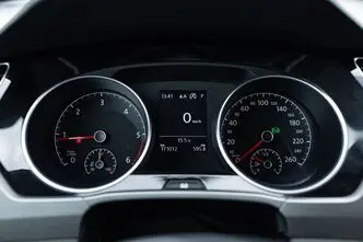 Volkswagen Touran, 2.0, 81 kW, diisel, automaat, esivedu