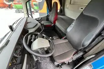 Volvo FH 540 6x4, 405 kW, diesel, automatic