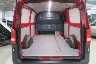 Mercedes-Benz Vito, 2.1, 100 kW, дизель, механическая, задний привод