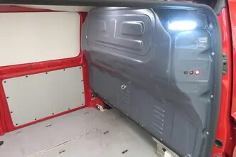 Mercedes-Benz Vito, 2.1, 100 kW, дизель, механическая, задний привод