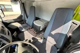 Volvo FL240, 7.1, 181 kW, diisel, automaat, tagavedu