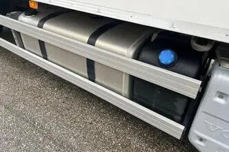 Volvo FM330, 250 kW, diesel, automatic