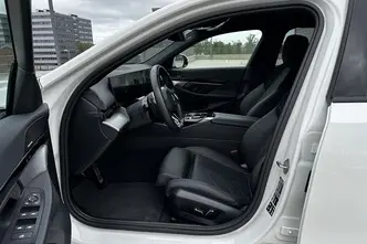 BMW 520, 2.0, 145 kW, hybrid, automatic, four-wheel drive