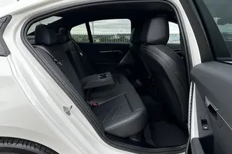 BMW 520, 2.0, 145 kW, hybrid, automatic, four-wheel drive