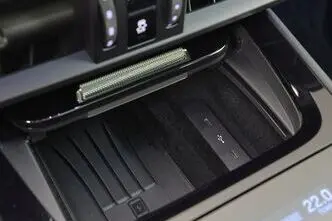Porsche Cayenne, 3.0, 224 kW, pistikhübriid, automaat, nelikvedu