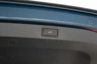 Škoda Karoq, 1.6, 85 kW, дизель, автомат, передний привод
