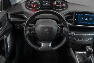 Peugeot 308, 1.2, 96 kW, бензин, механическая, передний привод