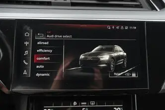 Audi e-tron, 230 kW, электричество, автомат, полный привод