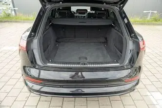 Audi e-tron, 230 kW, электричество, автомат, полный привод