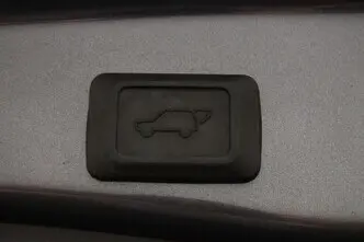 Toyota RAV4, 2.5, 131 kW, гибрид, автомат, передний привод