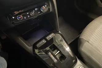 Opel Corsa, elekter, automaat, esivedu