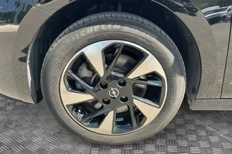 Opel Corsa, elekter, automaat, esivedu
