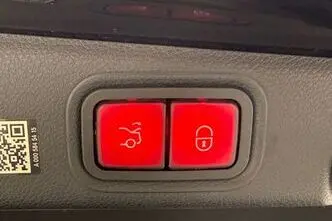 Mercedes-Benz E 220, 2.0, 147 kW, hübriid, automaat, nelikvedu
