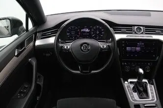 Volkswagen Passat, 1.4, 110 kW, bensiin, automaat, esivedu