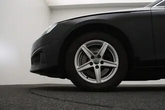 Audi A4, 2.0, 100 kW, гибрид, автомат, передний привод