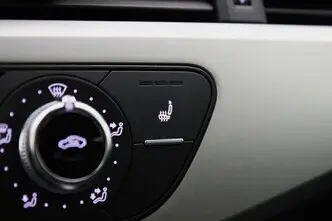 Audi A4, 2.0, 100 kW, гибрид, автомат, передний привод