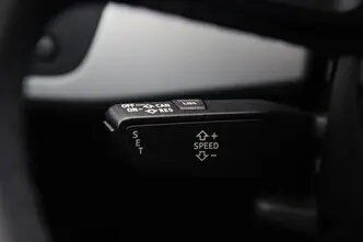 Audi A4, 2.0, 100 kW, гибрид, автомат, передний привод