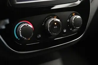 Renault Captur, 0.9, 66 kW, бензин, механическая, передний привод