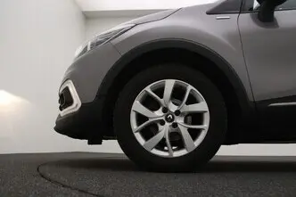 Renault Captur, 0.9, 66 kW, бензин, механическая, передний привод